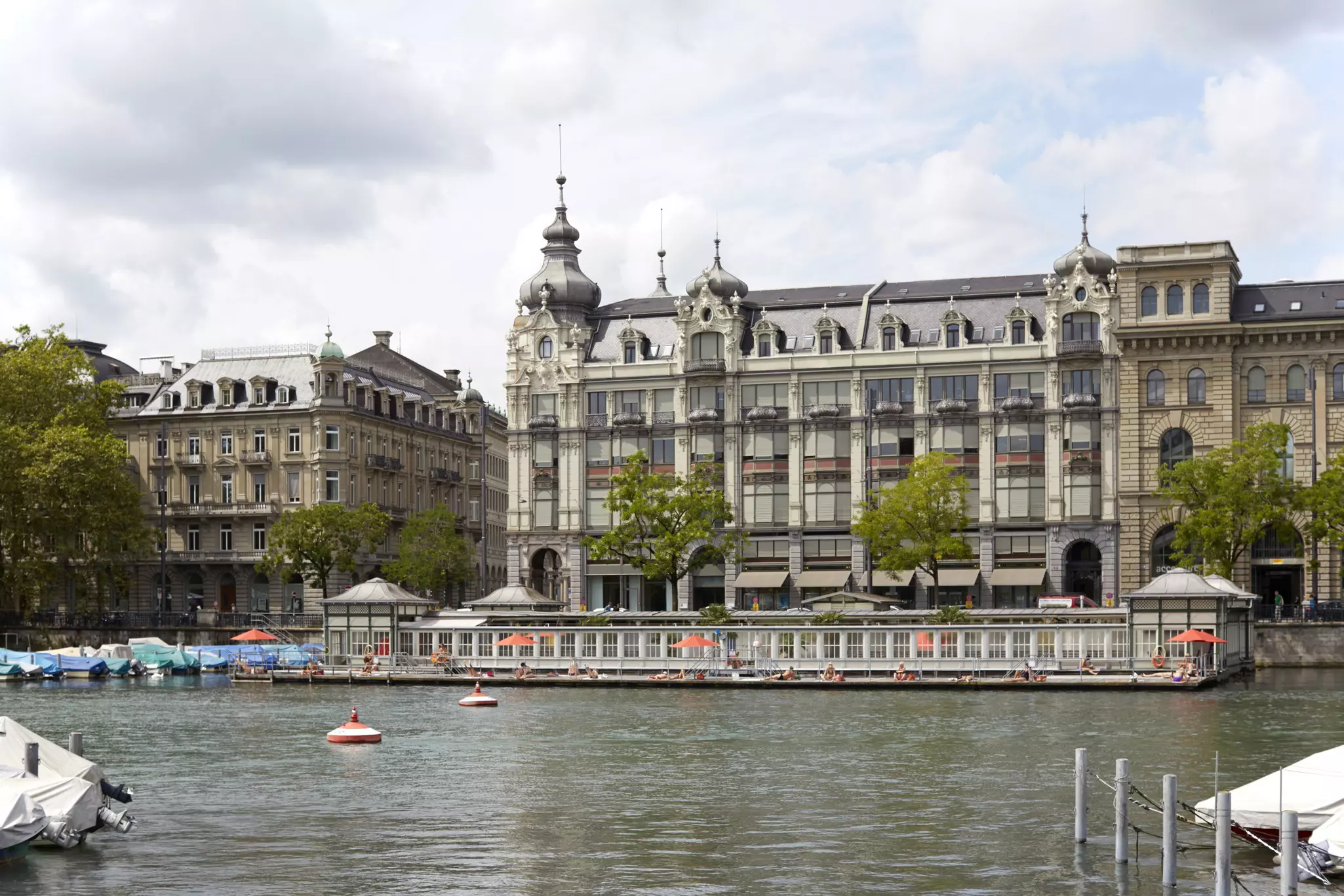 Frauenbad am Stadthausquai