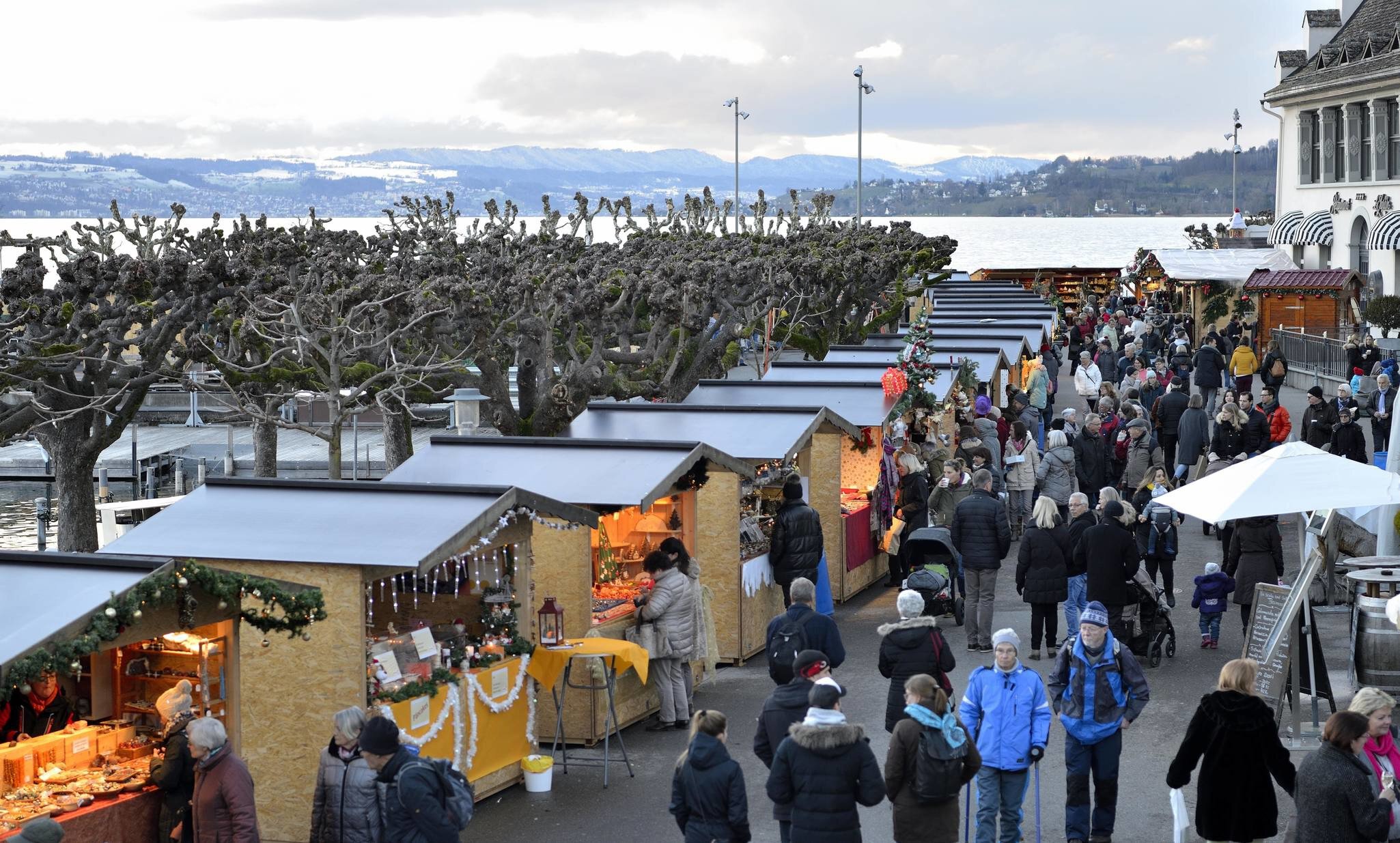 "Christkindlimärt" in Rapperswil-Jona