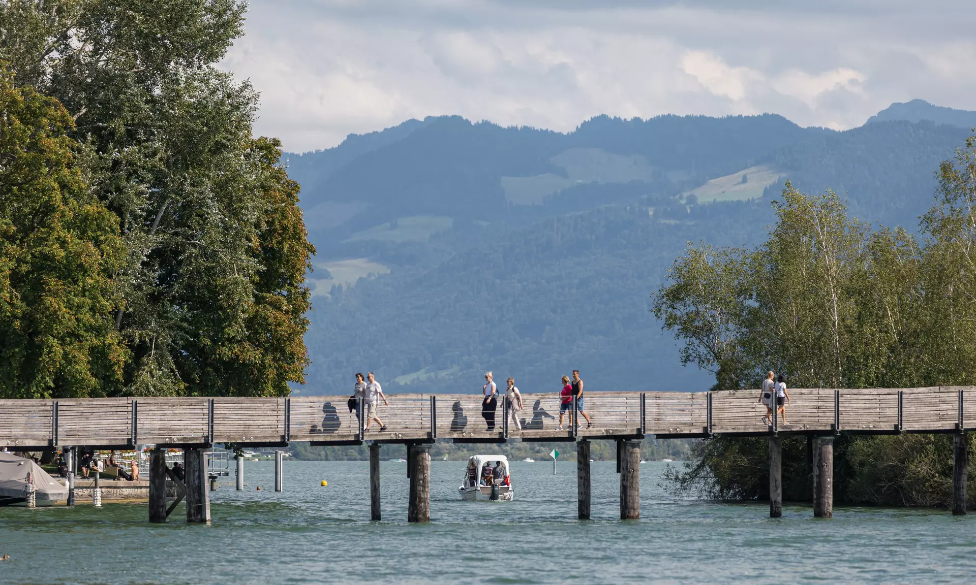 Rapperswil-Hurden Wooden Bridge – a Walkway Across Lake Zurich