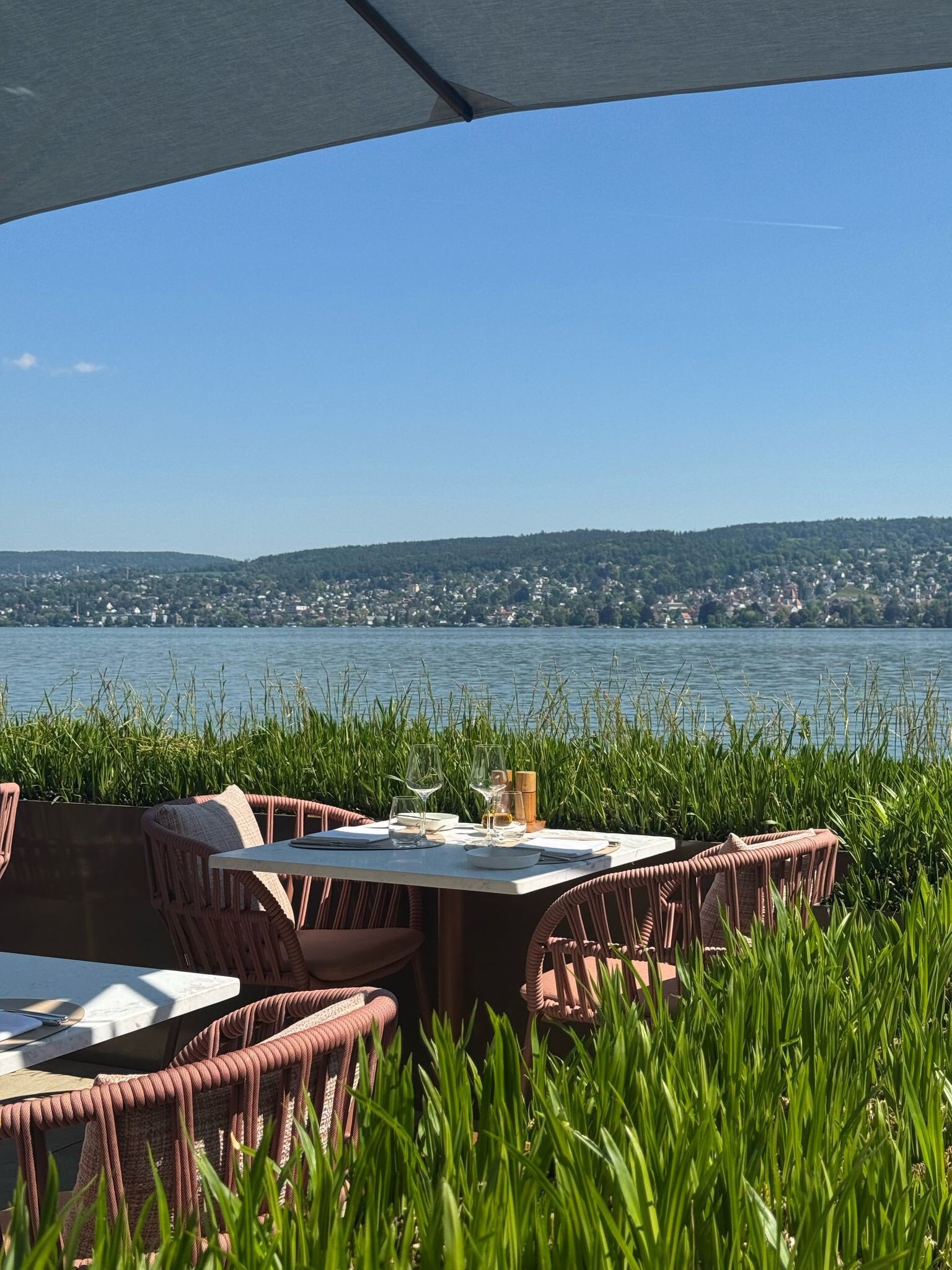 Alex – Lakefront Lifestyle Hotel & Suites